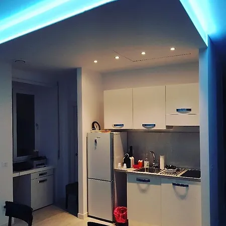 Happy فندق روما