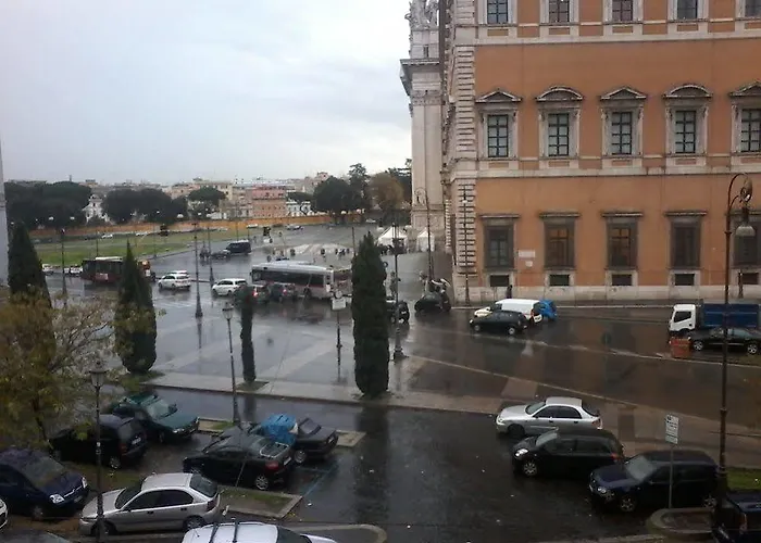 Happy Holiday 2* Рим